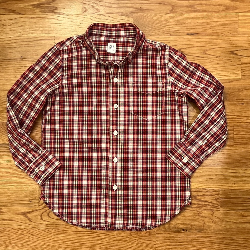 GAP Kids Red and White Checkered Button Down Shirt Small Holiday